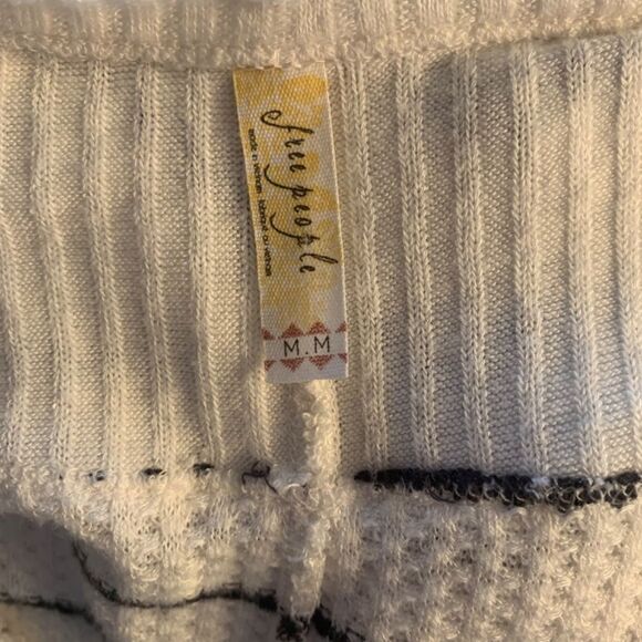 Free People Oversized V Neck Striped Top size M - Picture 4 of 6